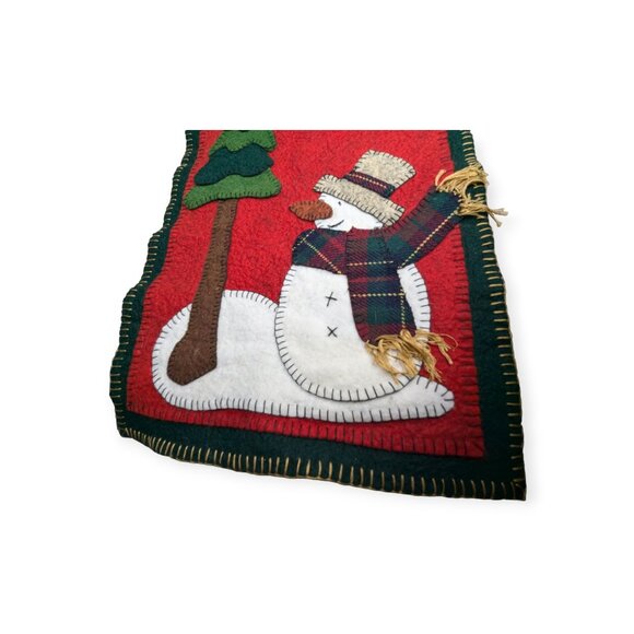 Christmas/Winter Snowman Felt Table Runner 33" x 13" - Picture 4 of 10